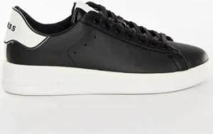 Guess Sneaker Style retro logo