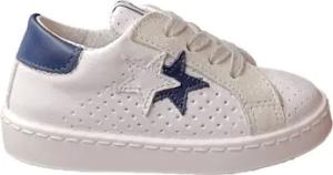 Balada Sneaker low