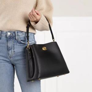 Coach Shopper - Polished Pebble Leather Willow Shoulder Bag - Gr. unisize - in Schwarz - für Damen