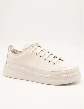 Camper Sneaker -