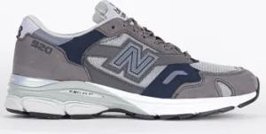 New Balance Sneaker -