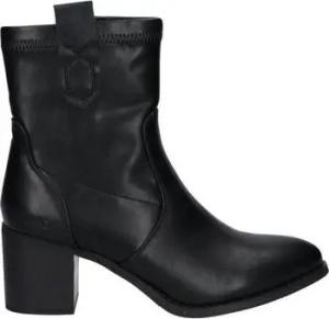 Chika 10 Stiefel YANG 01