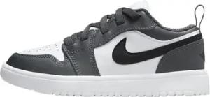 Nike  Sneaker -
