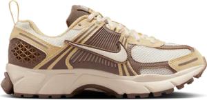 Nike Vomero Unisex Schuhe - Weiß - Größe: 35.5 - Netz/Synthetik - Foot Locker