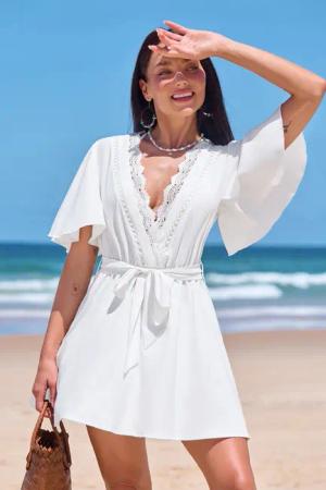 Weißes V-Ausschnitt Mini-Strandkleid mit Spitzenbesatz