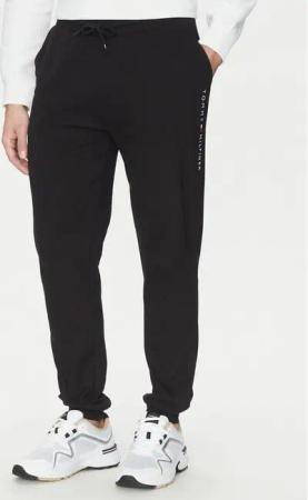 Tommy Hilfiger Jogginghose UM0UM03348 Schwarz Regular Fit