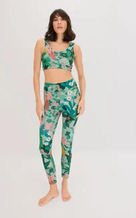 hessnatur Loungewear NAITO x HESSNATUR Print Leggings Medium Cut ACTIVE LIGHT aus Bio-Baumwolle - grün - Größe S