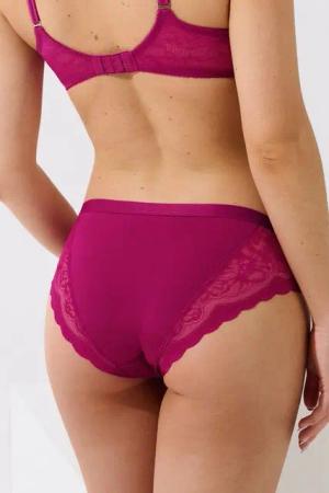 Lisca Slip Evelyn Li_022193_WE