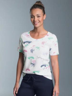 Trigema Schlafanzug "TRIGEMA T-Shirt mit Allover Safari-Print", (1 tlg.)