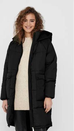 ONLY Winterjacke 15160167 Schwarz Relaxed Fit