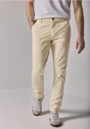 Street One MEN Männer Klassische Chino in Beige, Gr: 30