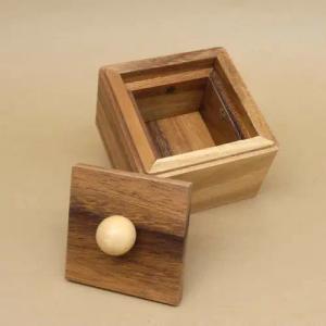 ROMBOL Denkspiele Spiel SCHATZKISTE - witzige Geschenkbox, Geschenkverpackung, wiederverwendbar