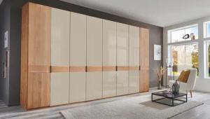 WIEMANN Drehtürenschrank "Cardiff, Massivholztüren in Kombination mit Glas- oder Spiegeltüren", (4 Breiten, 2 Höhen 216/236cm auswählbar), hochwertiges Design in langlebiger Qualität, viel Stauraum