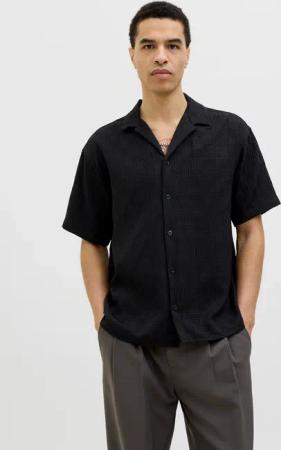 Jack & Jones Kurzarmhemd "JJEMATTEO RESORT SHIRT SS SN", mit Resort Kragen