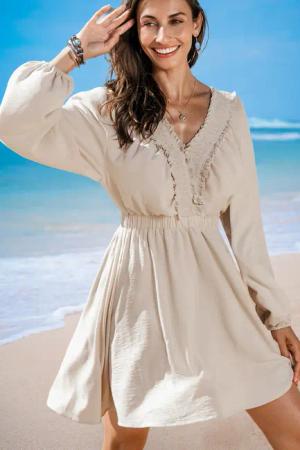 Beiges V-Ausschnitt Langarm-Strandkleid