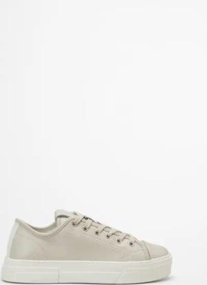 Court-Sneaker
