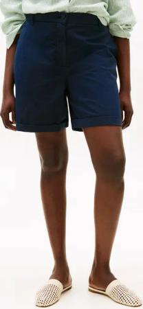Tommy Hilfiger Curve Shorts "CRV CO BLEND GMD CHINO SHORT", in Großen Größen, Chino Qualität, Logostickerei