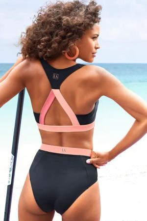 LASCANA ACTIVE Highwaist-Bikini-Hose "Janni", mit kontrastfarbigen Bündchen