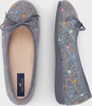 Hausschuhe - grau / gemustert - Gr. 37 von Goldner Fashion
