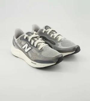 New Balance Schuhe - Maristg4 Textil und Synthetik (Grau, Gr. 43)