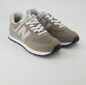 New Balance Schuhe - 574 Veloursleder (Grau, Gr. 42 ½)