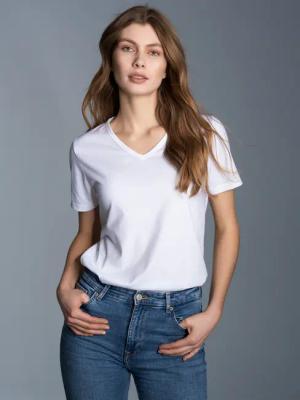 Trigema T-Shirt "TRIGEMA V-Shirt Slim Fit", (1 tlg.)