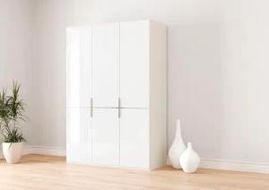 Musterring Drehtürenschrank "Imola W", Einlegeböden und Kleiderstangen,mit Glastüren und Aufleistung in Chrom