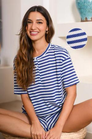 Gestreiftes Pyjama-Set mit Sternenmuster