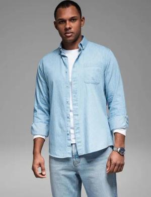 OMBRE Langarmhemd Gemustertes Herrenhemd aus dünnem Denim mit Tasche