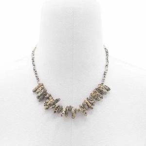 Bali-Homedecor Collier Edelstein-Halskette mit langen Steinen - Dalmatinerstein