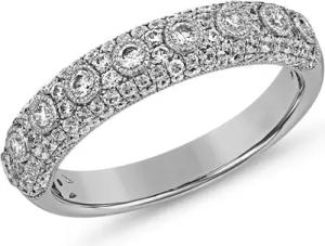 Diamantring aus Weißgold oder Platin für Damen