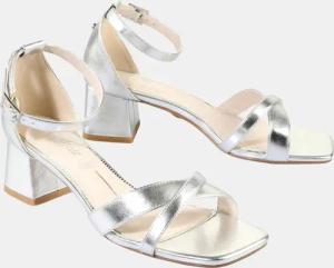 Buffalo Carrie Cross Sandals