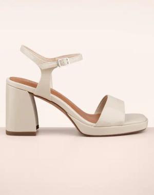 Bodil High Heel Sandaletten in Creme