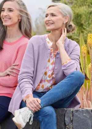 Strickjacke - flieder - Gr. 40 von Goldner Fashion