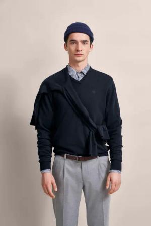 Pullover mit komfortablen Schnitt in marine