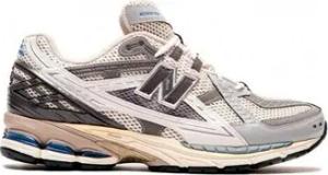 New Balance Sneaker -