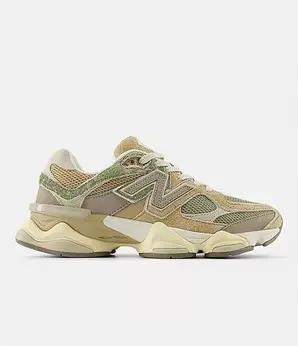 New Balance Sneaker -