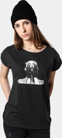 Merchcode Ladies Selena Gomez Black Gloves Tee