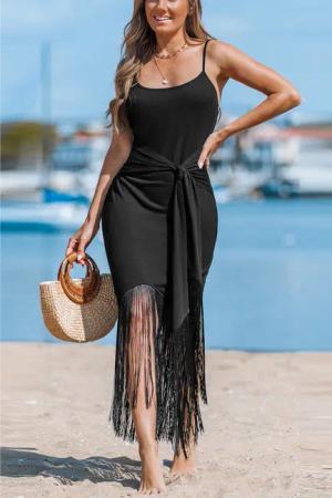 Schwarzes Midikleid mit Bindegürtel