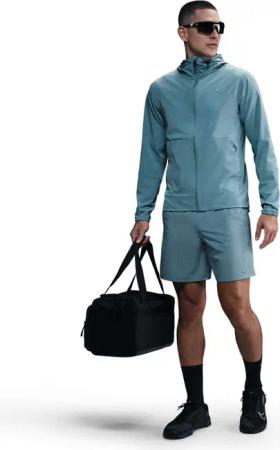 Nike Unlimited Versatile Repel Herren Kapuzenjacke (Hellblau XXL Größe)