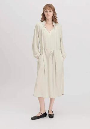 hessnatur Damen Kleid Midi Oversized aus TENCEL™ Lyocell - beige - Größe 34