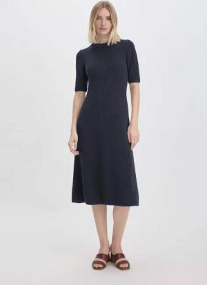 hessnatur Damen Strick Kleid Midi Slim aus Bio-Baumwolle - blau - Größe XS