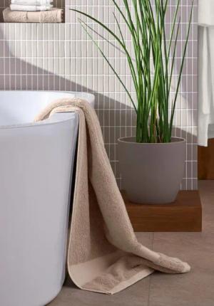 hessnatur Frottier Handtuch aus Bio-Baumwolle - beige - Größe 50x100 cm