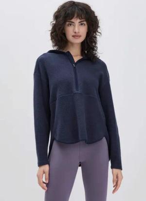 hessnatur Loungewear Fleece Hoodie Relaxed ACTIVE LIGHT aus Bio-Baumwolle - blau - Größe L