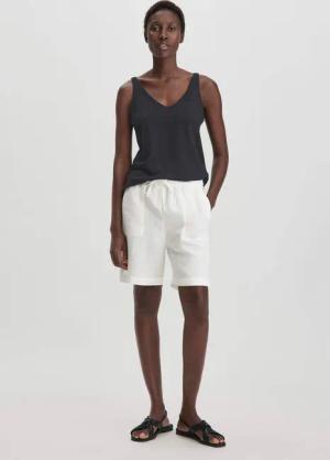 hessnatur Damen Shorts Relaxed aus weichem TENCEL Lyocell mit Leinen - weiß - Größe 36