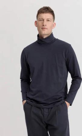 hessnatur Herren Rollkragen Shirt Regular aus Bio-Baumwolle - blau - Größe 52