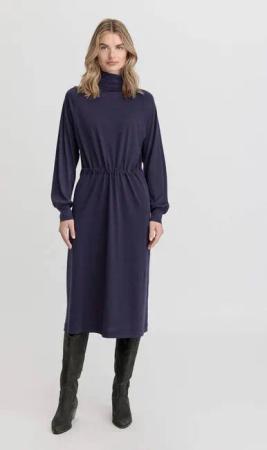 hessnatur Damen Jersey Kleid Midi Relaxed aus TENCEL™ Lyocell mit Bio-Baumwolle - blau - Größe 44