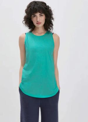 hessnatur Loungewear Top Regular ACTIVE LIGHT aus Bio-Baumwolle - grün - Größe 48