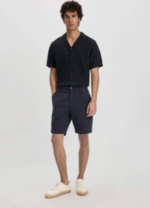 hessnatur Herren Chino Shorts Relaxed aus Bio-Baumwolle - blau - Größe 30