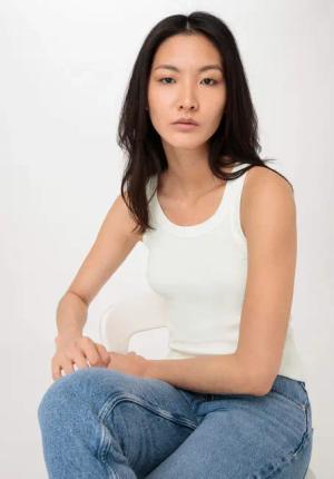 hessnatur Damen Rib Top Slim aus Bio-Baumwolle - weiß - Größe 46